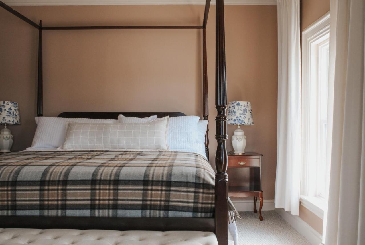 The Cooper'S Inn Shelburne Exteriér fotografie